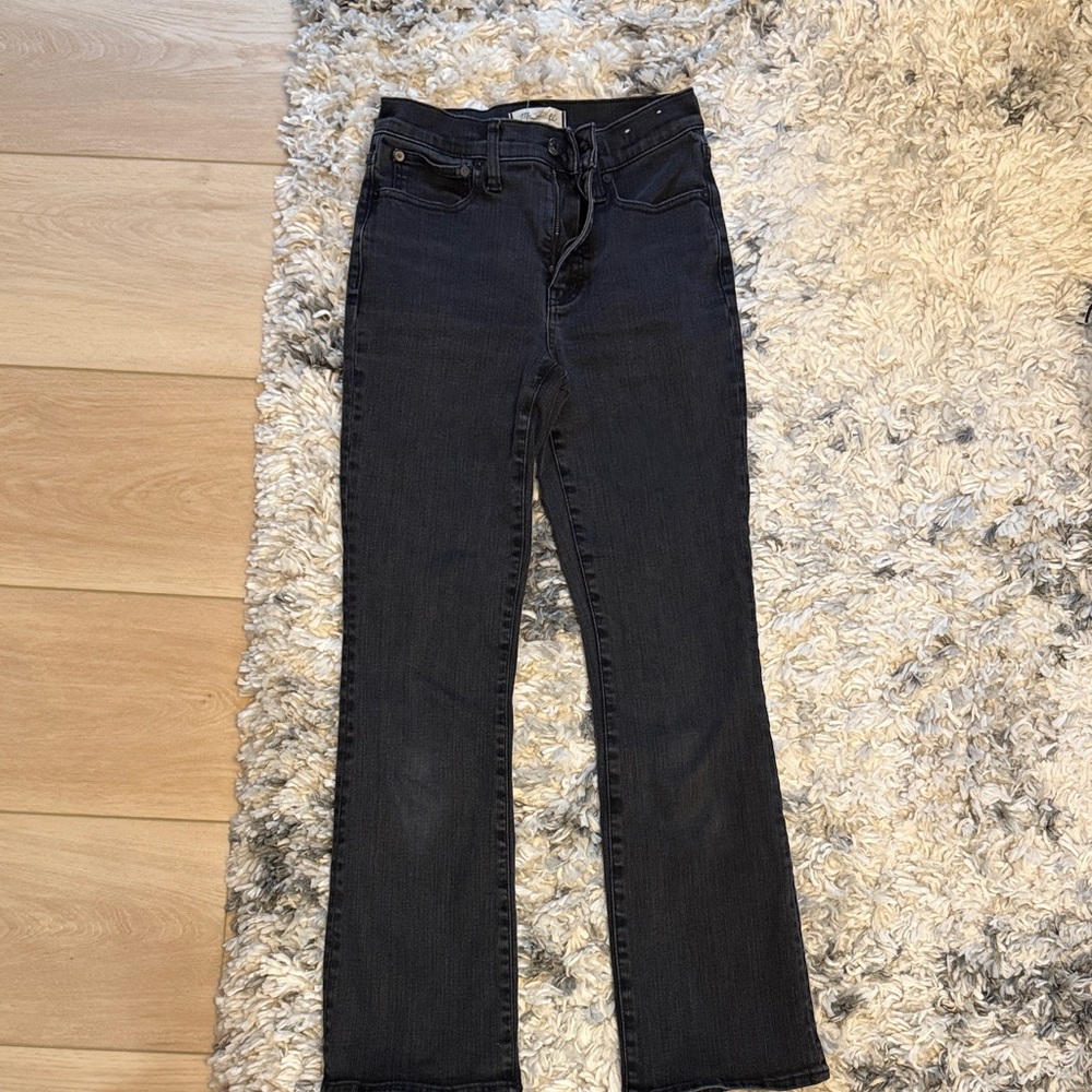 Madewell mid rise crop kick out jeans size 27 tall